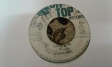 Ronnie Davis , Holding On  , 7