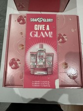 Soap And Glory Give A Glam