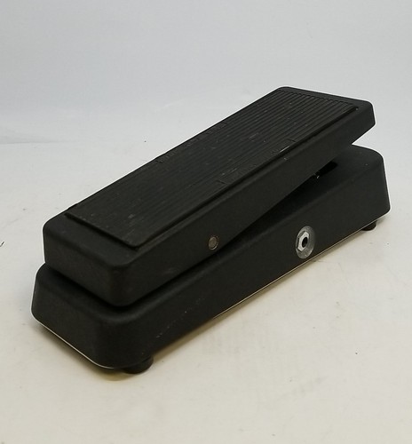 Dunlop cry baby wah - wah, pedal