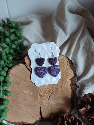 Heart shaped deep purple - deep,