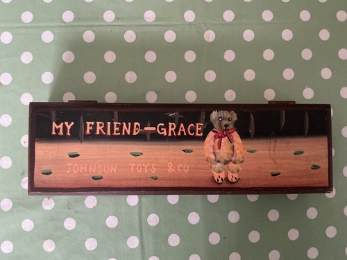 Friend grace wooden hinged - friend-grace,