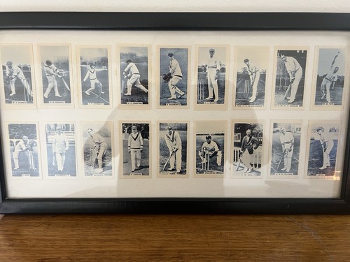 Cricket cigarettes cards - cricket,