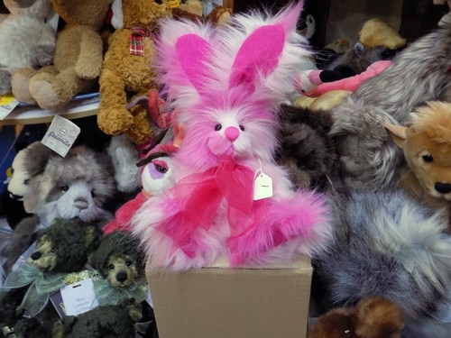 Charlie bears pinkerton - bears,