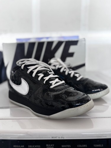 Nike book scorpion - nike,