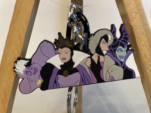 Disney villains travel - travel, dangle