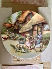 Royal Doulton The Spinner Old
