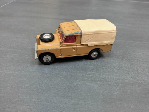 Corgi toys land rover - toys, wb