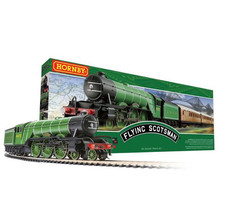 Hornby R1255M Flying Scotsman Train Set OO Gauge