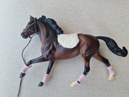 Breyer traditional scale - traditional, 1:9