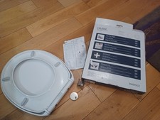 Tavistock White Toilet Seat – Soft Close Adjustable with Quick Release Hinges