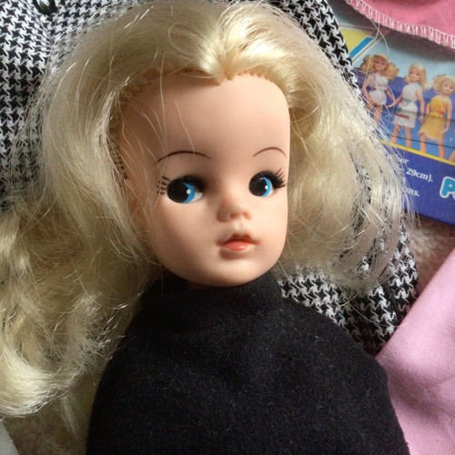 Vintage pedigree sindy doll - vintage,