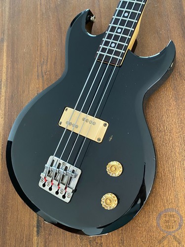 Aria pro bass - aria, bass,