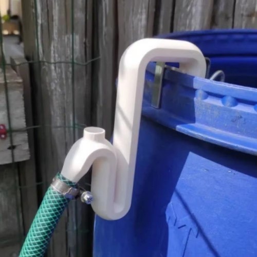 Water butt overflow - water, pipe