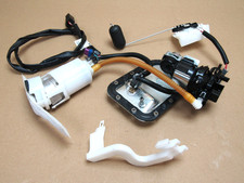 Harley Davidson FXSB Breakout 1690 2017 petrol fuel pump (14573)