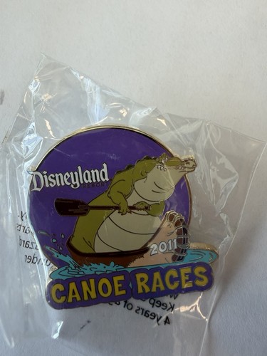 Disney disneyland cast canoes - disneyland,