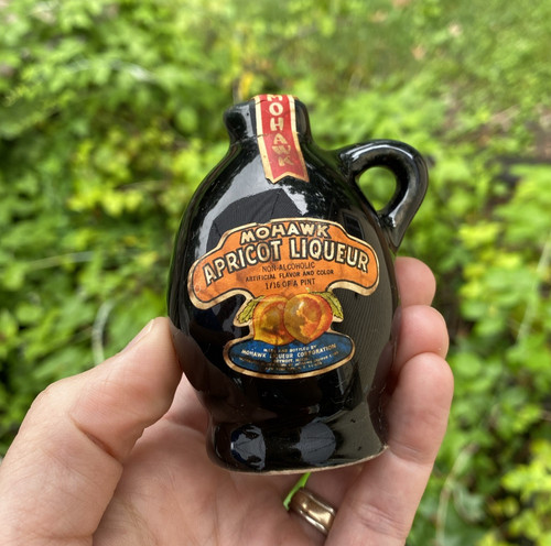Mohawk apricot liqueur non - mohawk,