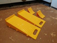 Set of 2 Yellow Plastic Car