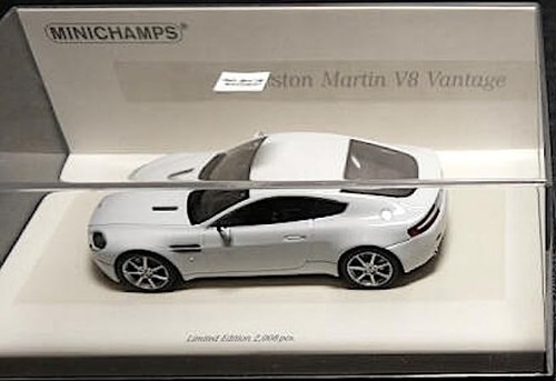 Minichamps 43 aston - minichamps,