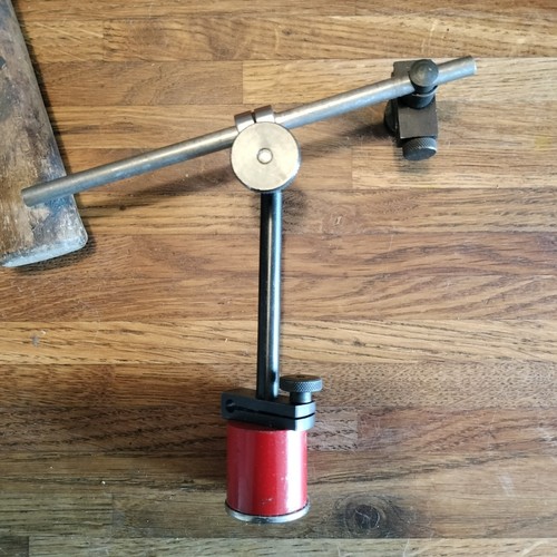 Magnetic base stand - stand, dial