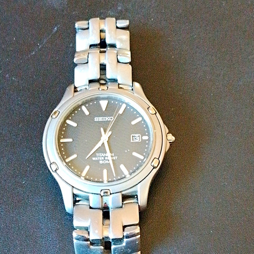 Seiko titanium quartz - seiko,