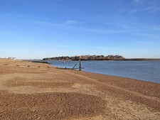 Photo 6x4 The mouth of the