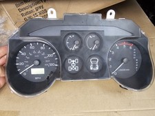 mitsubishi shogun mk3 speedo instrument panel auto 3.2  99-06 pajero MR951140