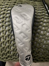 Taylormade Qi35 Hybrid Rescue Headcover