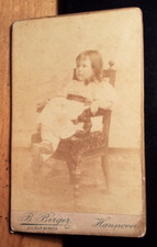 Chair - Small Child / CDV B