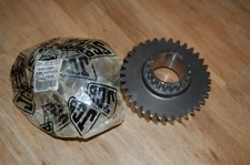 Genuine JCB 445/12801 Gear output 34 teeth,JCB Telescopic Handlers 525, 530, 540