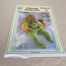 Val Young Daisy May Knitting Pattern 18" 19" Doll Frog Dungarees Jumper DK SIGNE
