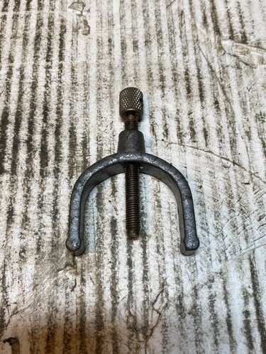 Block clamp - v,