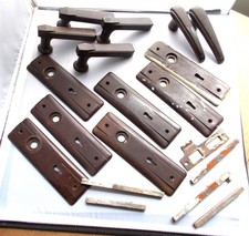 OLD BAKELITE LEVER DOOR HANDLES 4 MATCHING, 2 EVERITE MATCHING, 7 EVERITE PLATES