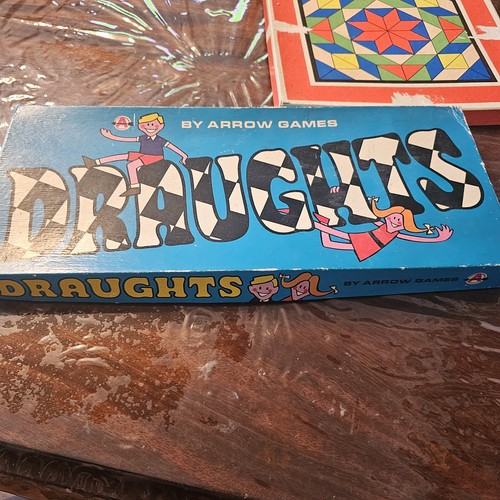 Vintage arrow games - arrow,
