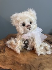 Charlie Bears Minimo February