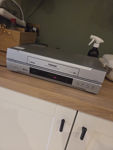 Toshiba v642uk vhs video - vhs,