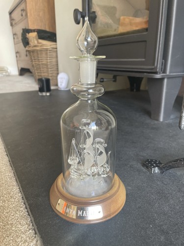 Santa maria ship bottle - in,