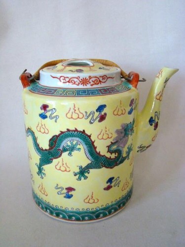 Vintage 1960s trailing serpent - vintage,