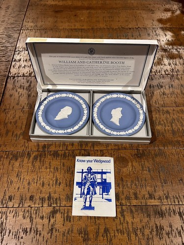 1970s pair blue wedgwood - 1970s, of