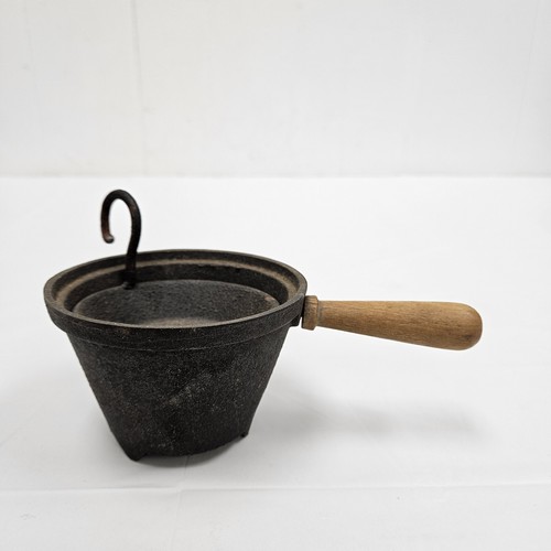 Vintage mini cast iron - cast,