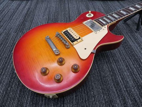 Orville gibson les paul - by,