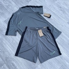 Nike Strike Academy Dri Fit
