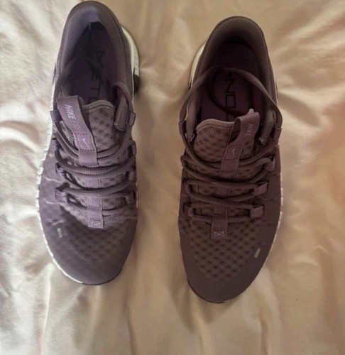 Brand new nike free - new, 5