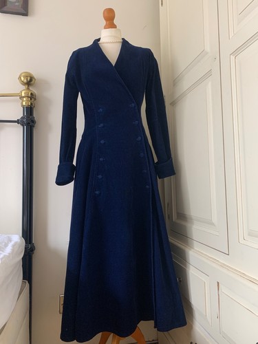 Droopy browns navy blue 100 - droopy,