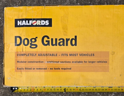 Halfords unused adjustable dog - unused,