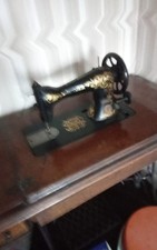 Vintage Singer Sewing Machine & Cast Iron Treadle Table Base Frame