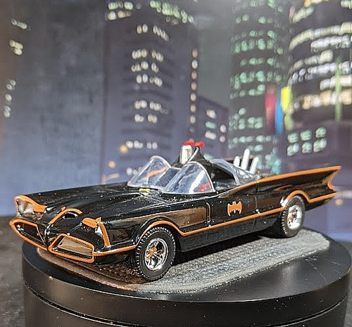 Vintage jada batman batmobile - batman,