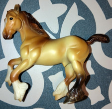 Breyer Stablemate Little Red Stable Dun 1999 Clydesdale Horse 59197