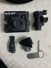 MERCEDES BENZ W205 C CLASS