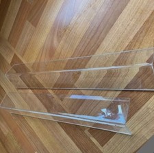 4 x Perspex Corner Dog/Cat
