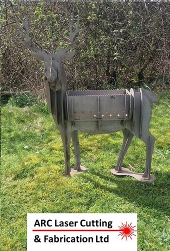 Small deer stag metal steel - metal,
